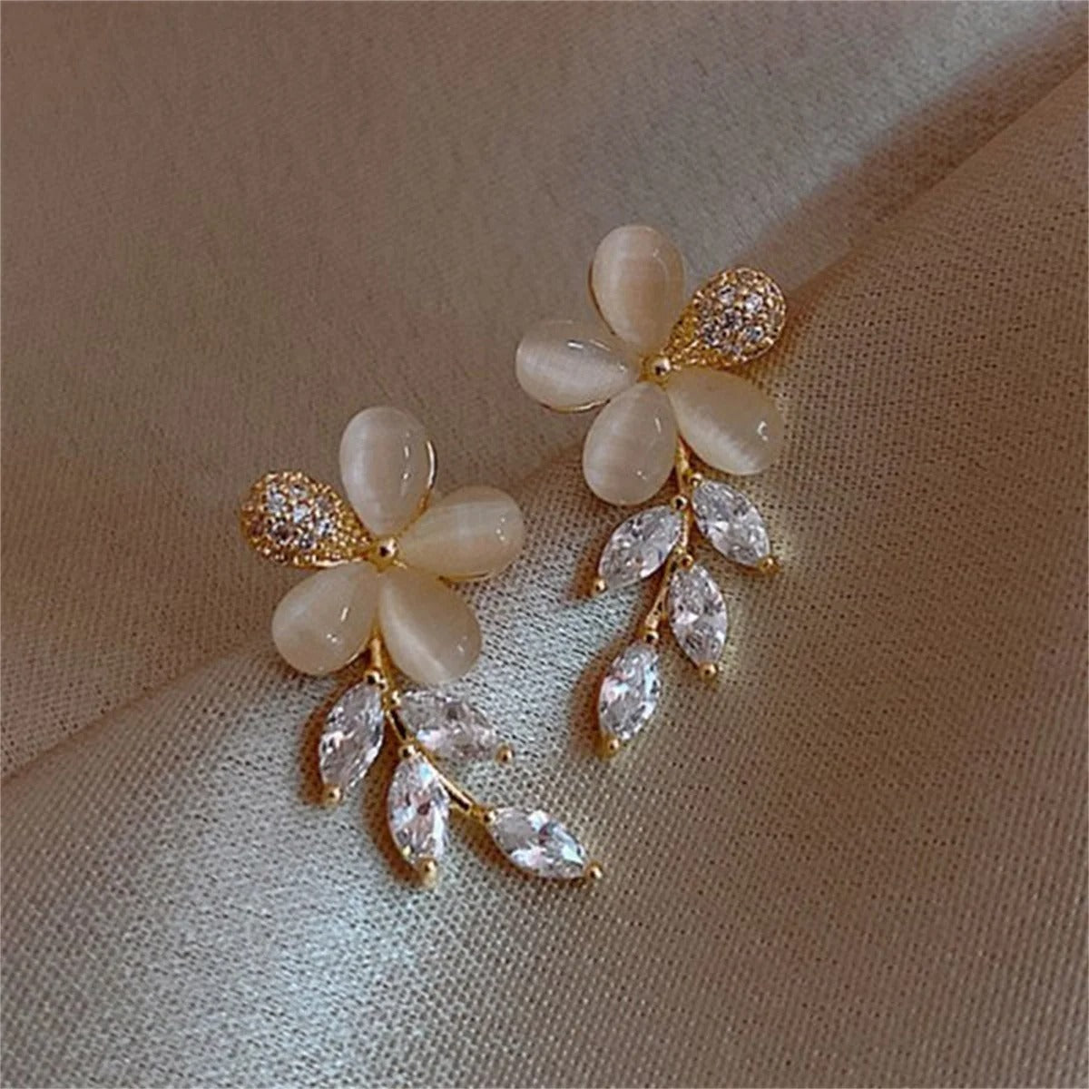 Exquisite Opal Flower Stud Pearl Floral Leaves Earrings