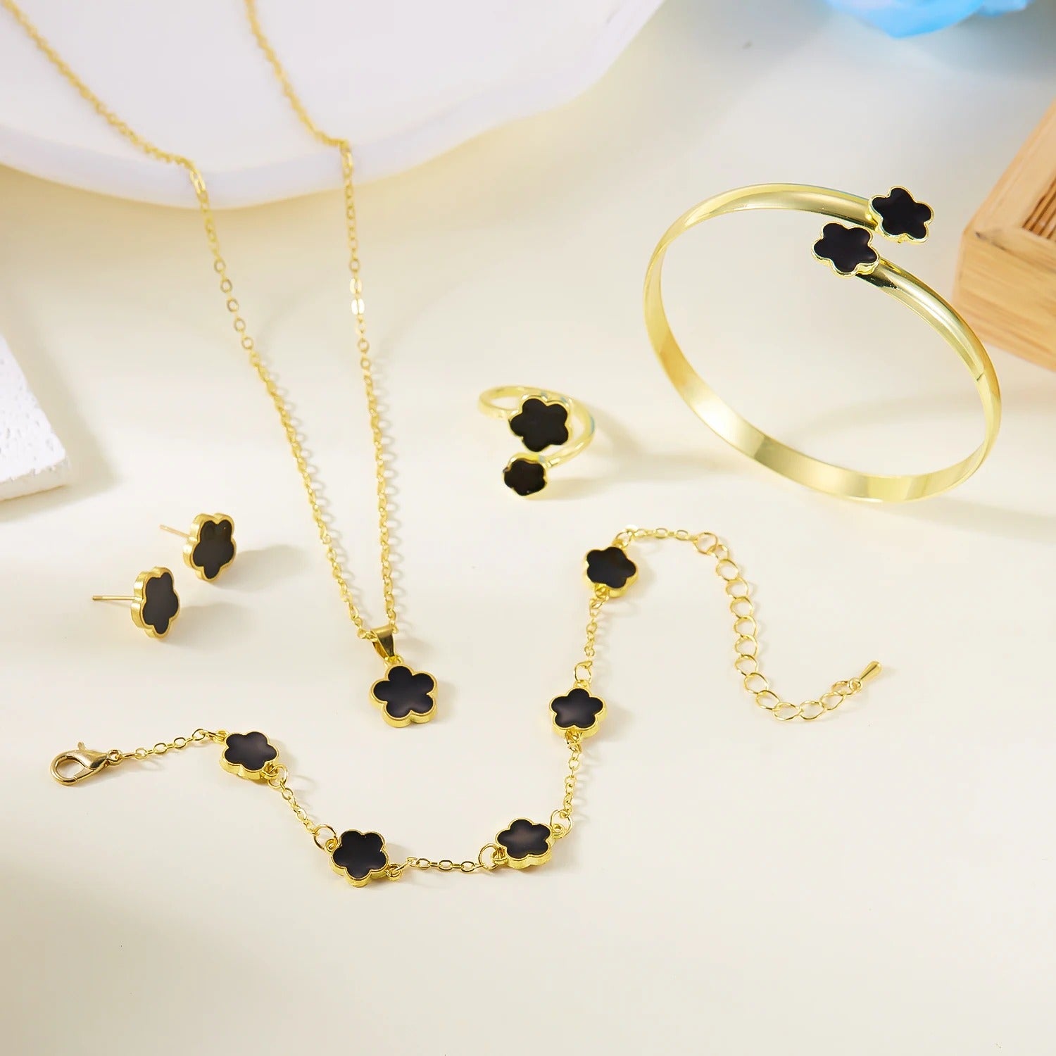 5pcs/set Colorful Enamel Plum Blossom Bracelets for Women - Revelloventures