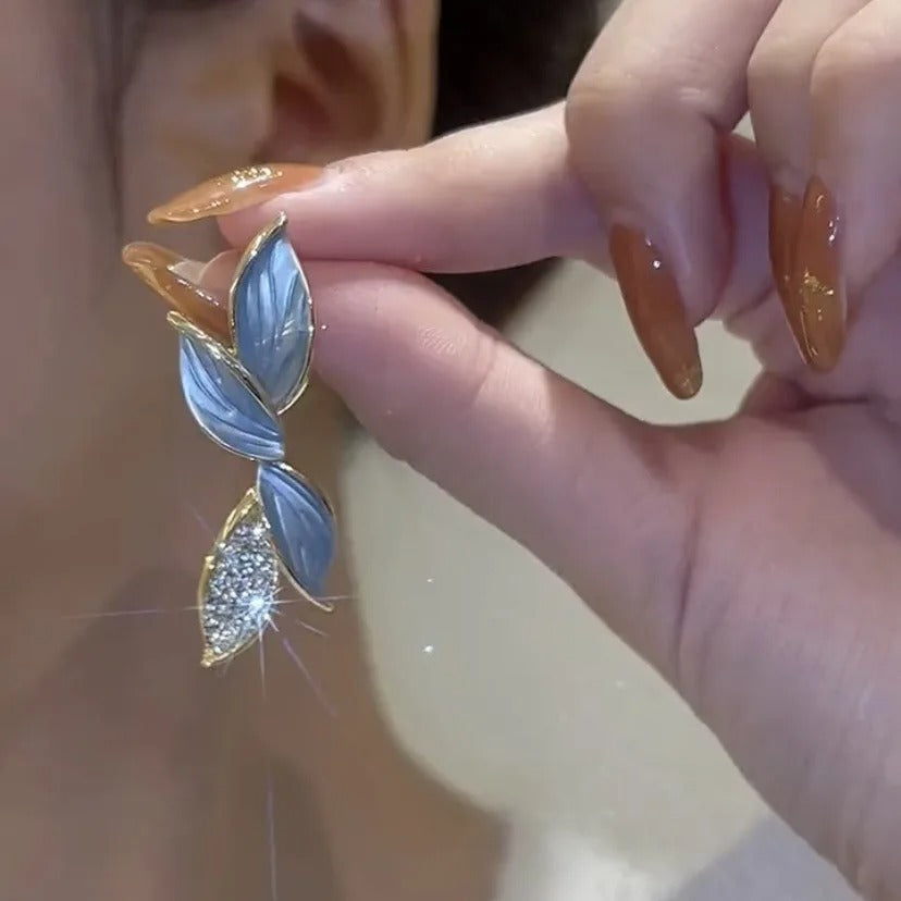 Lovely Sweet Grey Leaf Stud Earrings for Women - Revelloventures
