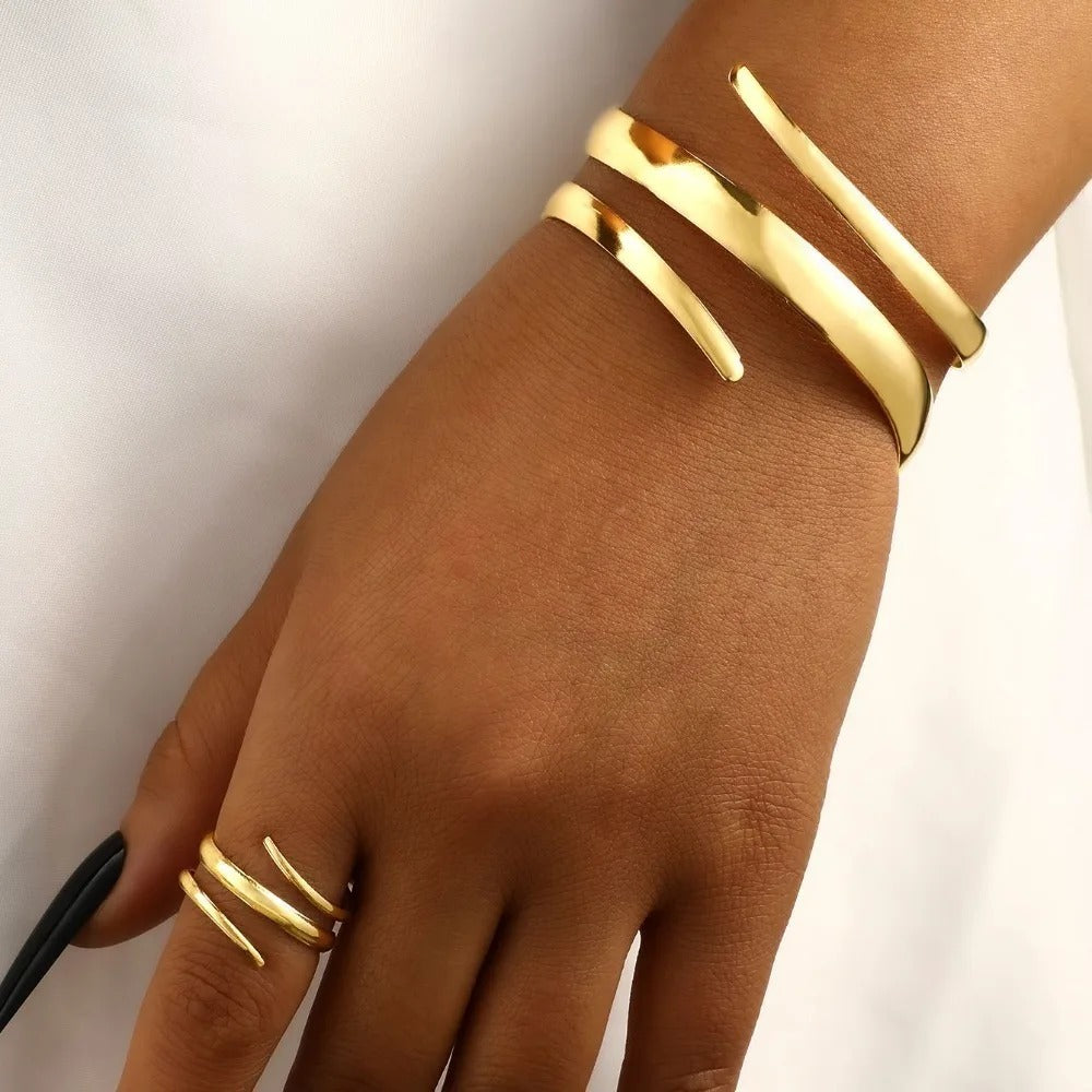 2 Pcs Set Exaggeration Personality Gold Color Spiral Multilayer Bracelet Ring for Women - Revelloventures
