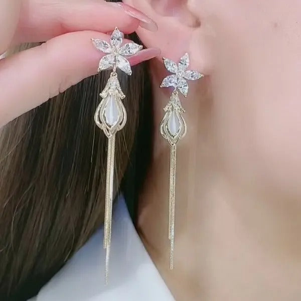 Luxury Crystal Long Flower Drop  Earrings For Women