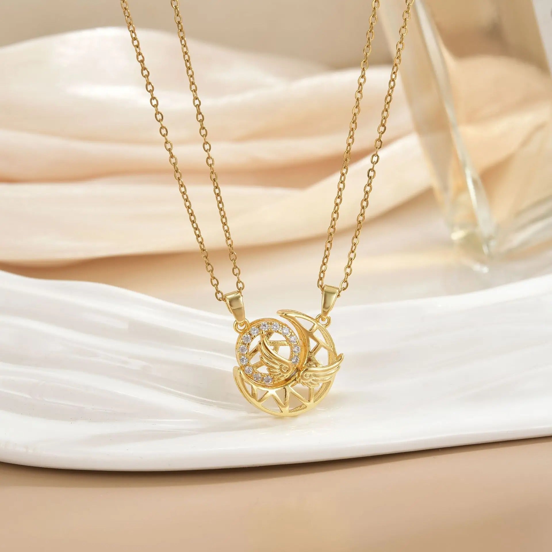 Stainless Steel Magnetic Sun Moon Couple Necklace Fashion Chain for Men and Women