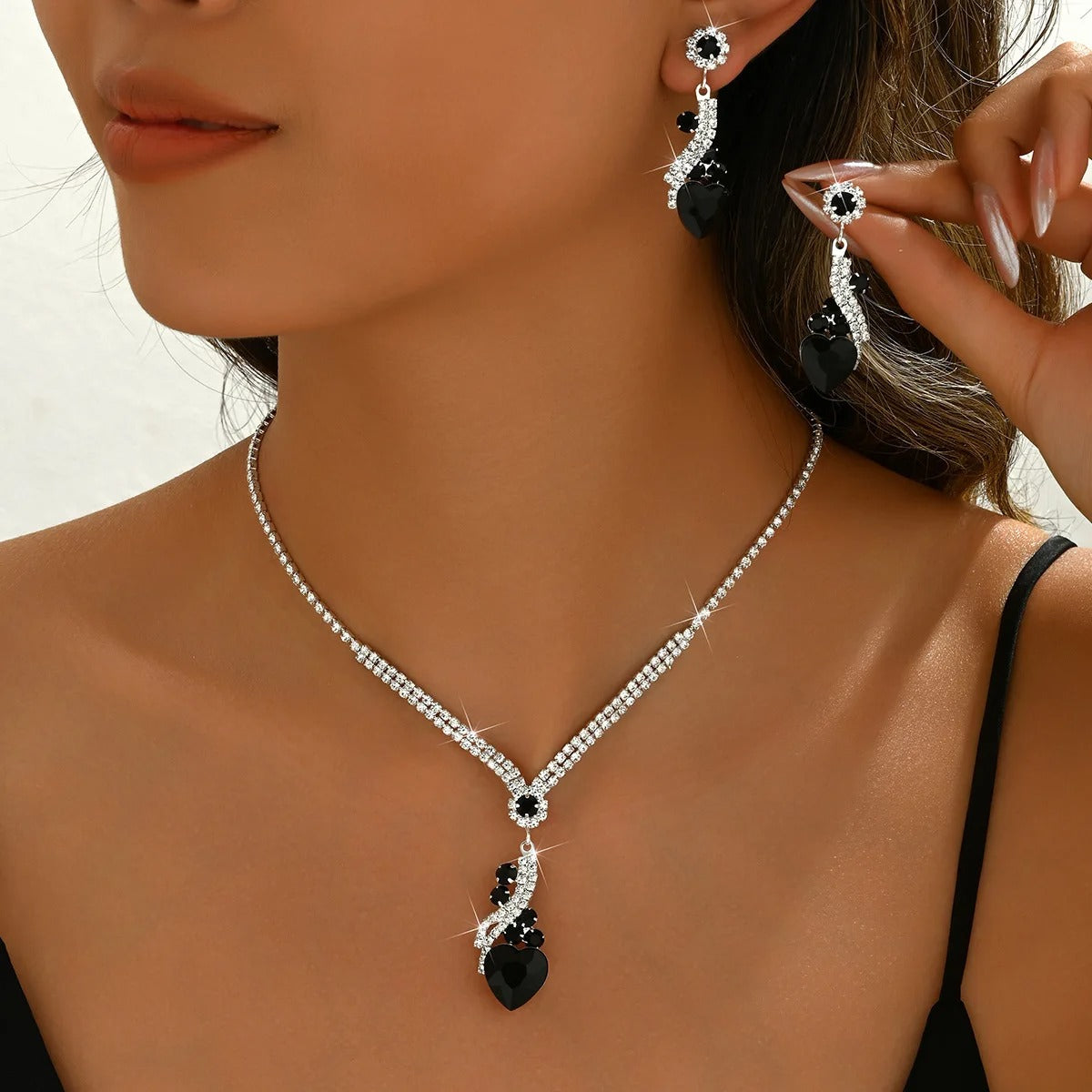 3pcs Elegant Vintage Jewelry Set for Women Sparkling Rhinestones Necklace Shiny Crystal Choker Bridal Wedding Earrings Party - Revelloventures