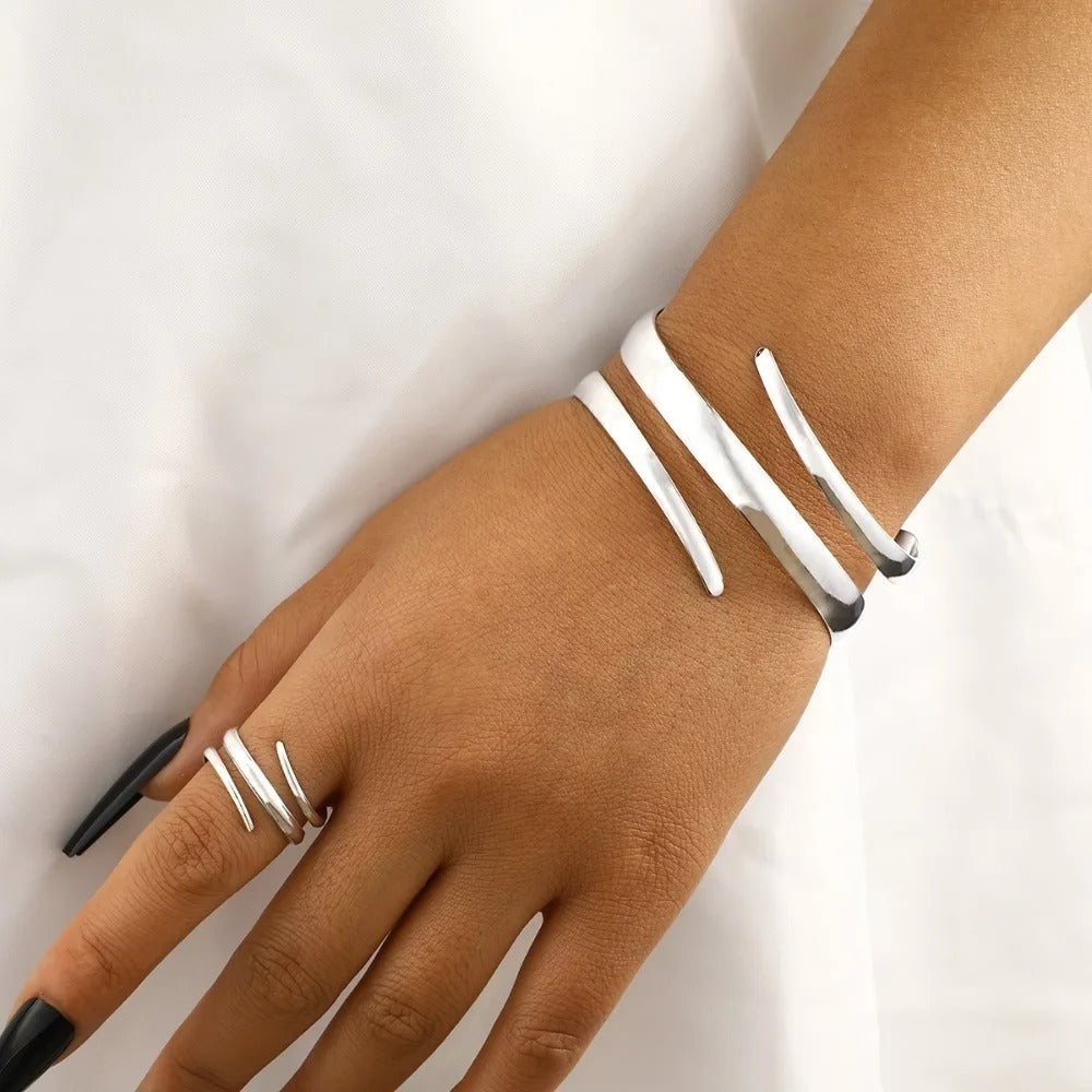 2 Pcs Set Exaggeration Personality Gold Color Spiral Multilayer Bracelet Ring for Women - Revelloventures