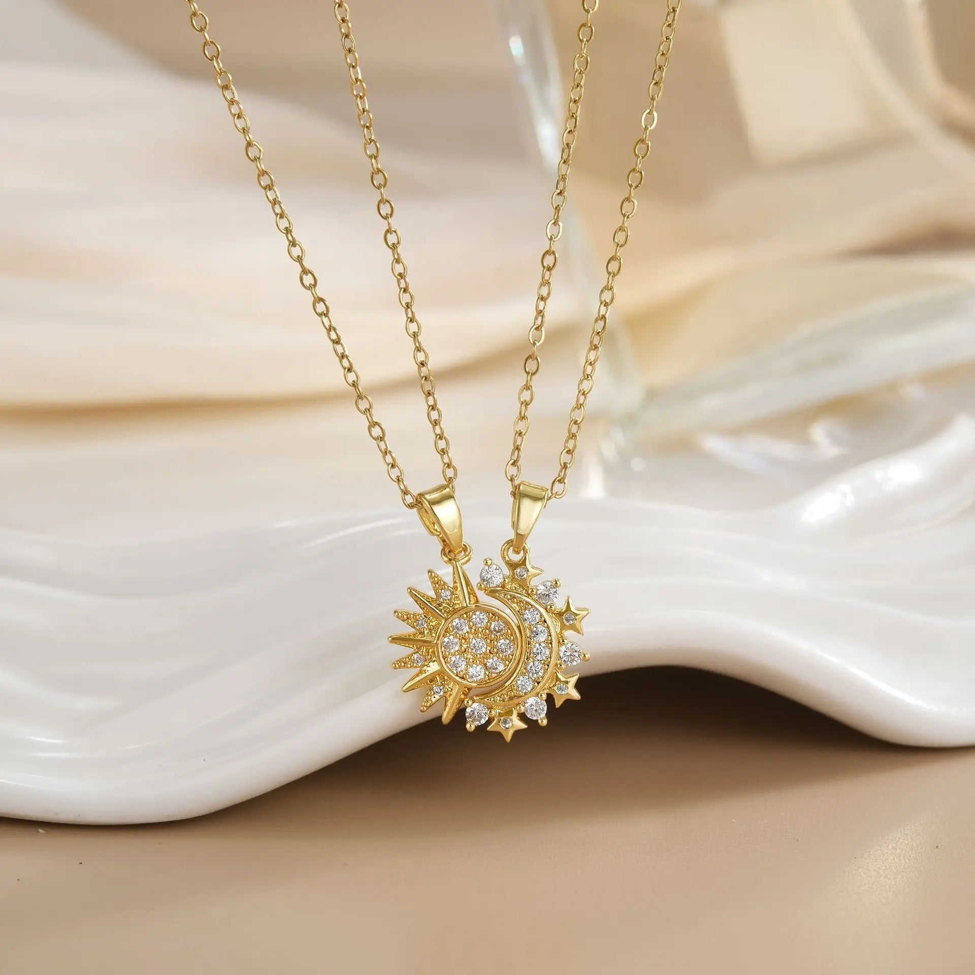 Stainless Steel Magnetic Sun Moon Couple Necklace Fashion Chain for Men and Women