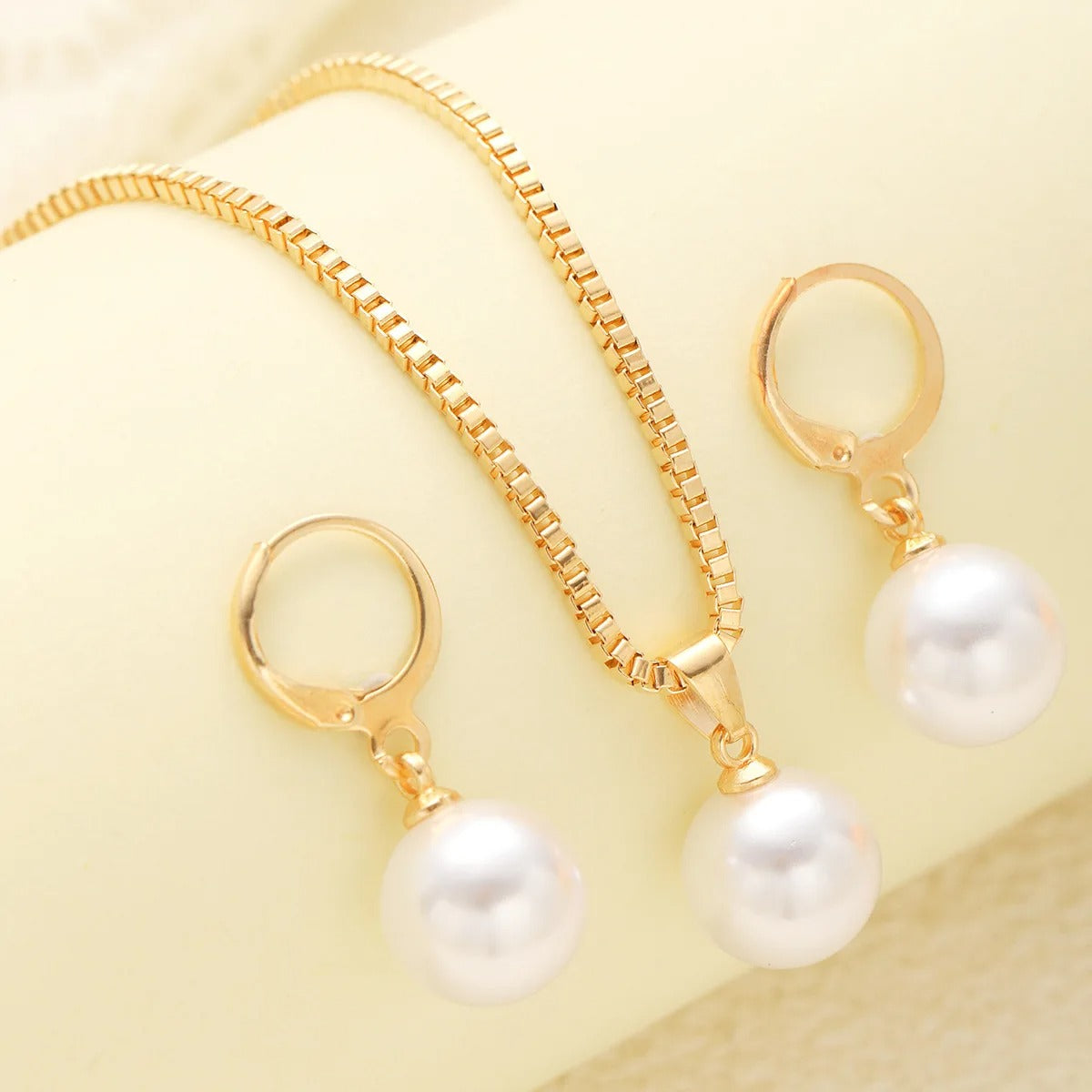LATS 3 Pcs/Set Round Pearl Pendant Necklace For Women - Revelloventures