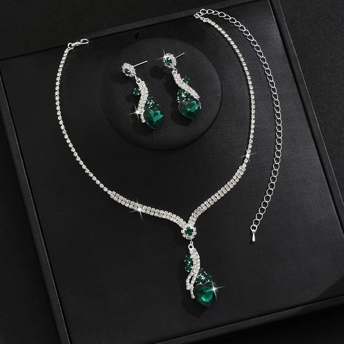 3pcs Elegant Vintage Jewelry Set for Women Sparkling Rhinestones Necklace Shiny Crystal Choker Bridal Wedding Earrings Party - Revelloventures
