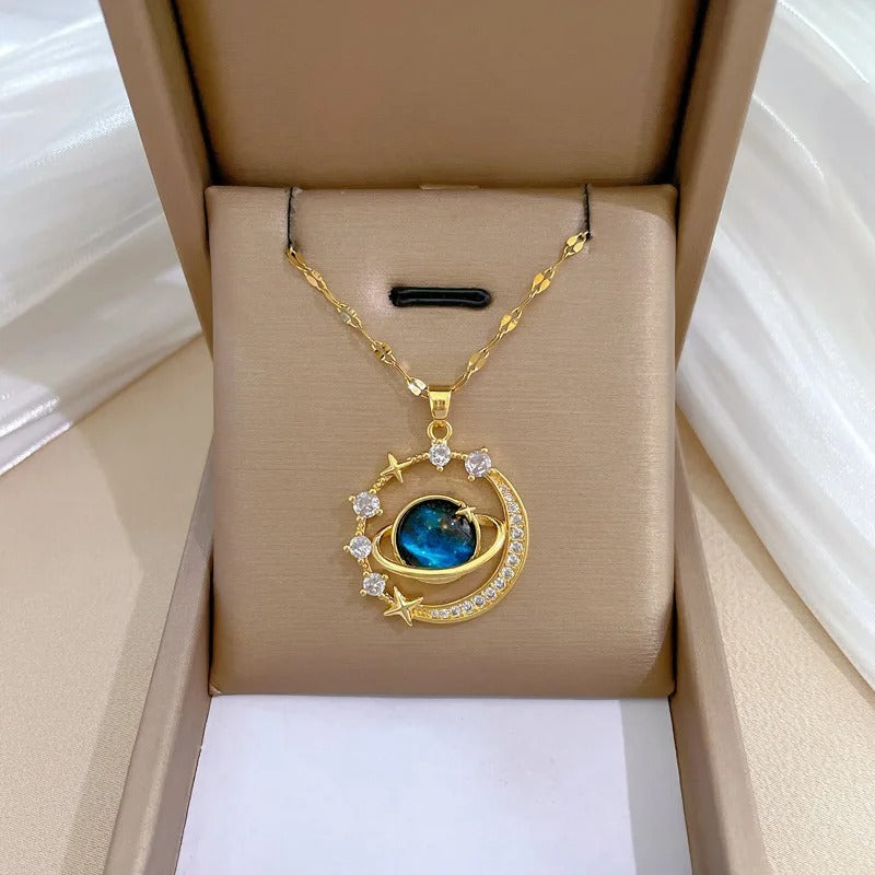 Exquisite and Fashionable Stainless Steel Sun Pendant Necklace For Women