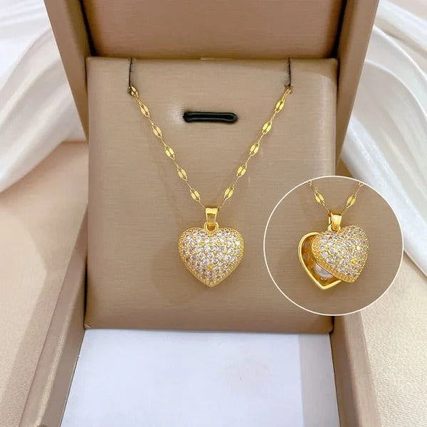 Exquisite and Fashionable Stainless Steel Sun Pendant Necklace For Women